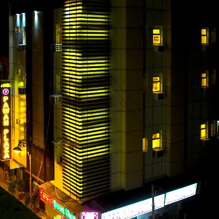 Hotel Pawan Plaza Near Sir Ganga Ram Hospital Delhi  Eksteriør billede