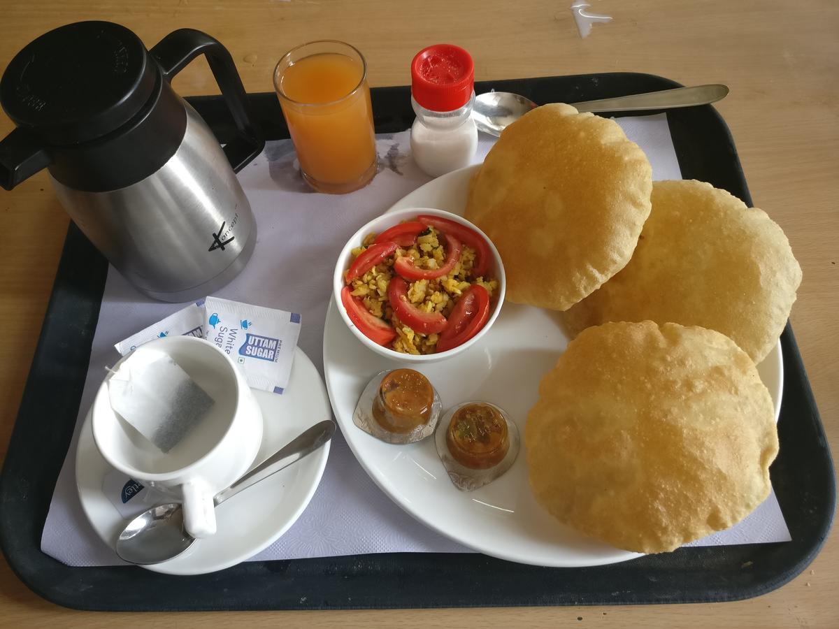 Hotel Pawan Plaza Near Sir Ganga Ram Hospital Delhi  Eksteriør billede